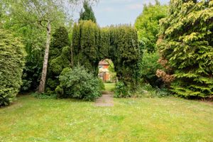 Photo 16- click for photo gallery